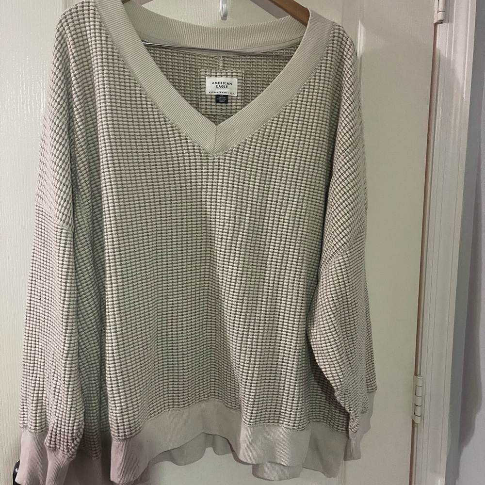 American Eagle Outfitters V-Neck Top Sweater - Cream and Brown